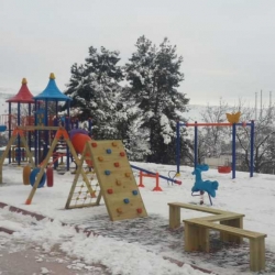ÖMEROĞLU MAHALLESİNE ÇOCUK PARKI